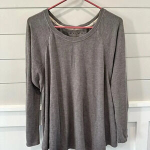 Tommy Hilfiger Women’s Lightweight‎ Pullover Sweater Size M